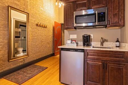 Hip Urban Loft-Small Town Charm-124 Lofts #2 West Dundee Zewnętrze zdjęcie